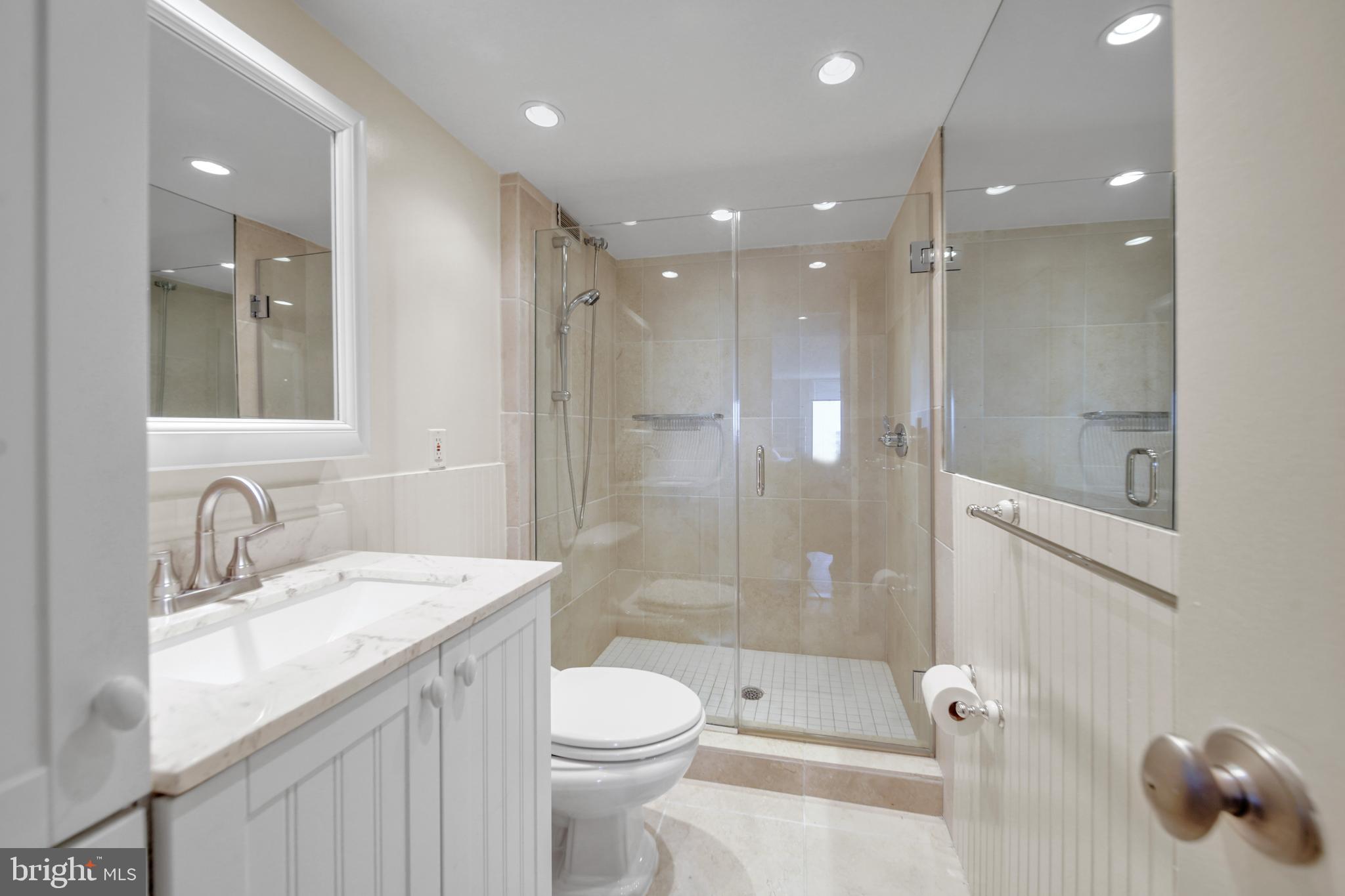 5101 River Road, Unit 1904 Bethesda, MD 20816 - Photo 26 of 43