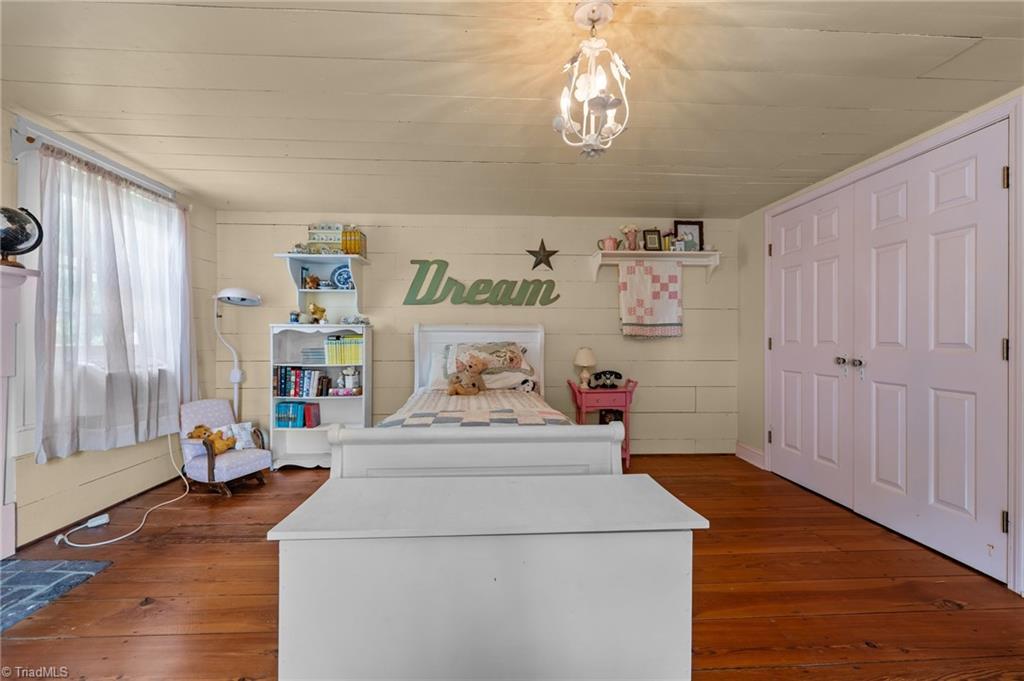 2409 Hodges Road Burlington, NC 27217 - Photo 32 of 45 Upstairs Bedroom