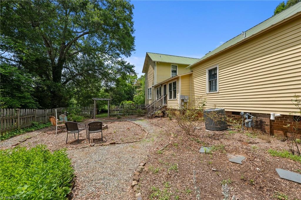 2409 Hodges Road Burlington, NC 27217 - Photo 36 of 45 Side Yard