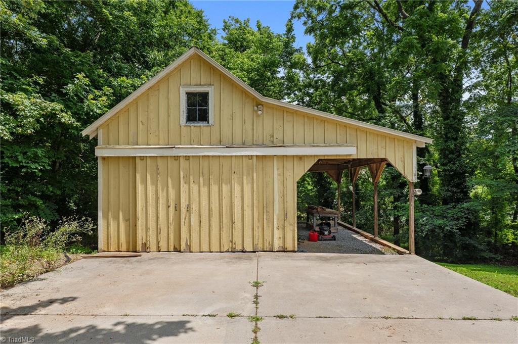 2409 Hodges Road Burlington, NC 27217 - Photo 39 of 45 24'x16' Workshop with 10' Leanto
