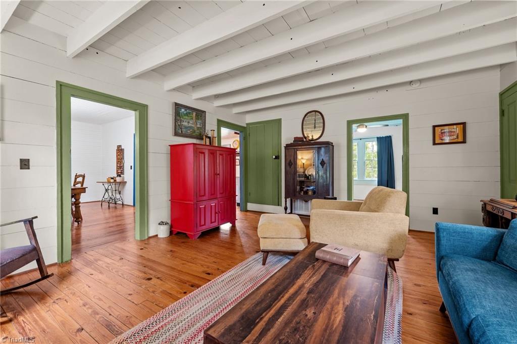 2409 Hodges Road Burlington, NC 27217 - Photo 6 of 45 Living Room