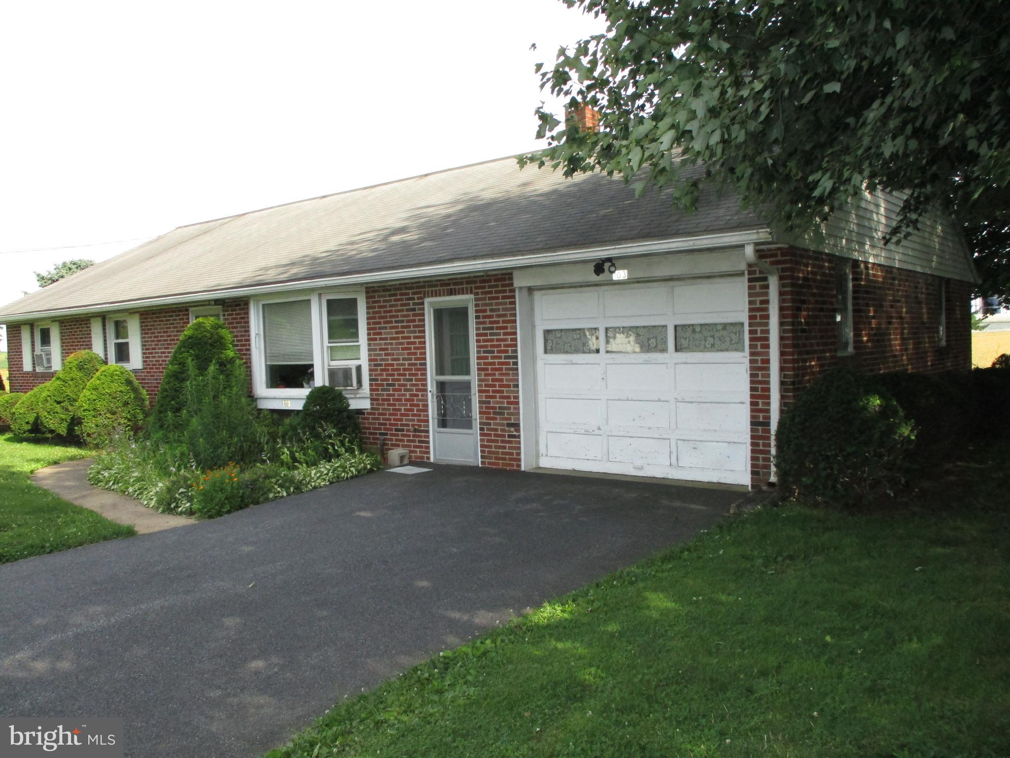 103 Hahnstown Road Ephrata, PA 17522 - Photo 1 of 5 Gallery Image 1