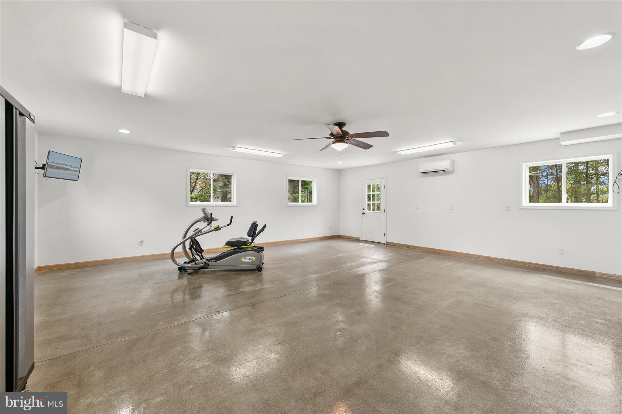 28880 Hudson Road Dagsboro, DE 19939 - Photo 21 of 55 Main Level Bonus Room - Possibilities are endless