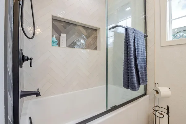 $619,000 | 181 East Laguna Drive, Tracy, CA 95376