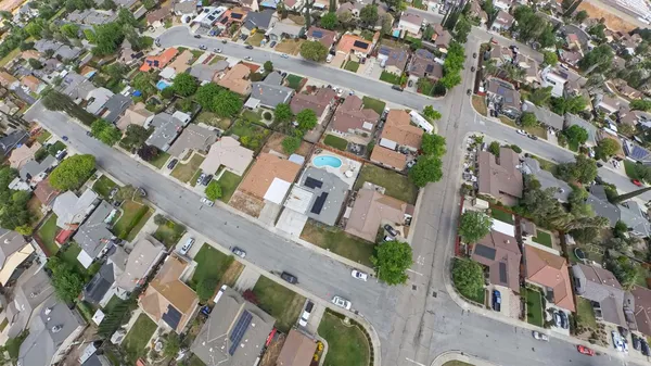 $619,000 | 181 East Laguna Drive, Tracy, CA 95376