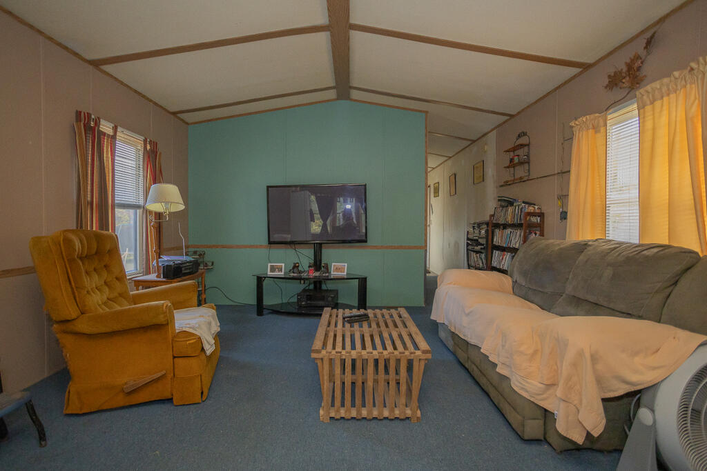 1586 New Sharon Road Farmington, ME 04938 - Photo 8 of 32 srr-9