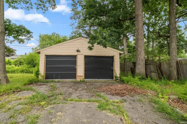 $150,000 | 6125 Chaddsford Drive, Fort Wayne, IN 46816