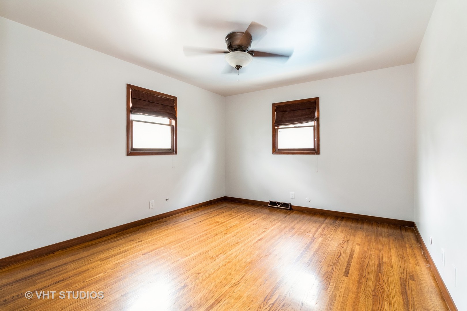 2705 Dougal Road Joliet, IL 60433 - Photo 6 of 15 Gallery Image 6