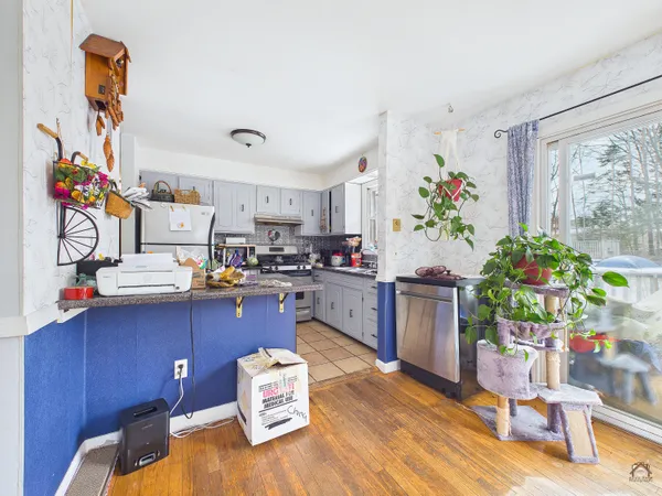 $299,900 | 20 Pinewood Drive, Wiscasset, ME 04578