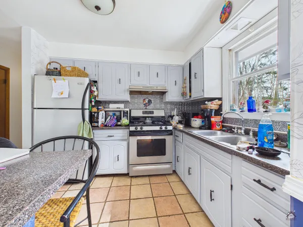 $299,900 | 20 Pinewood Drive, Wiscasset, ME 04578