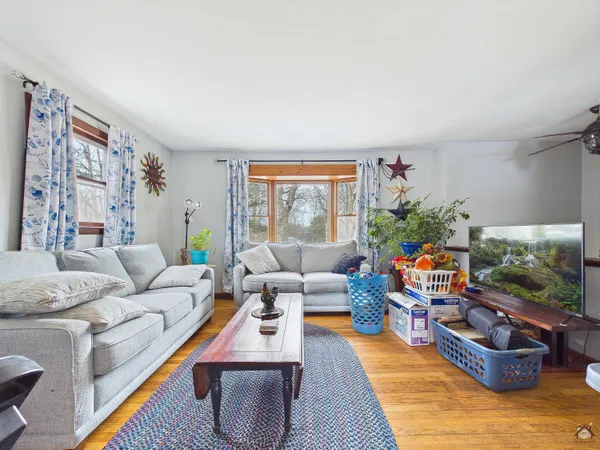 $299,900 | 20 Pinewood Drive, Wiscasset, ME 04578