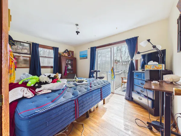 $299,900 | 20 Pinewood Drive, Wiscasset, ME 04578