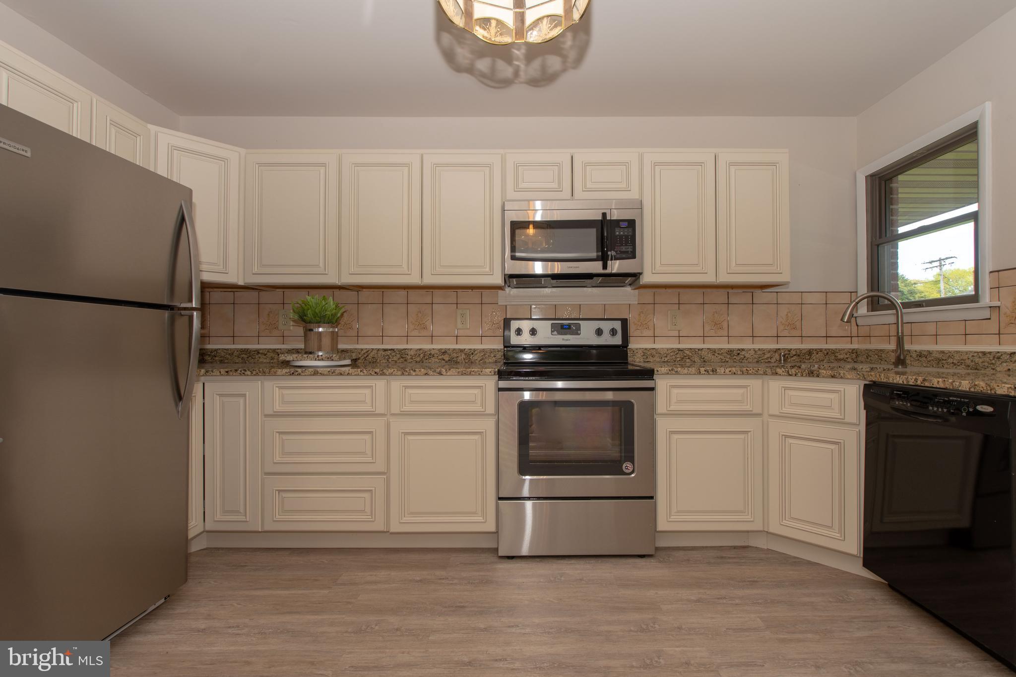 225 Virginia Avenue Baltimore, MD 21221 - Photo 9 of 47 Gallery Image 9