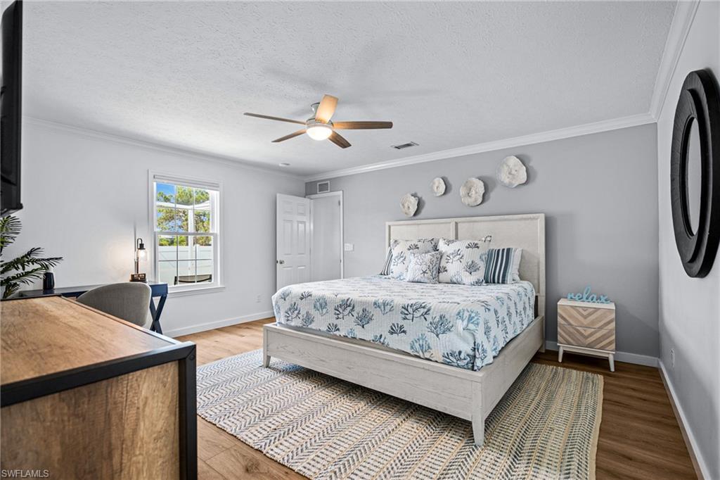 1513 Bermuda Road Marco Island, FL 34145 - Photo 23 of 49