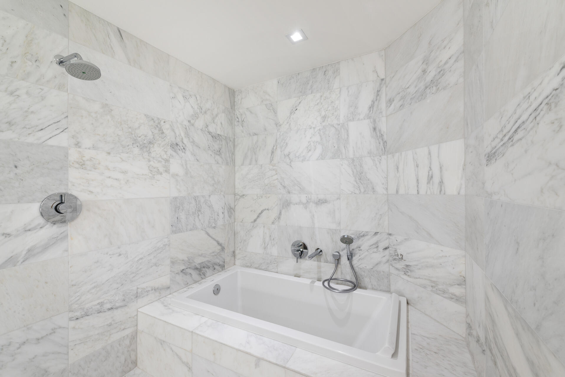 401 North Birch Road, Unit TH1 Fort Lauderdale, FL 33304 - Photo 31 of 31 001_4944