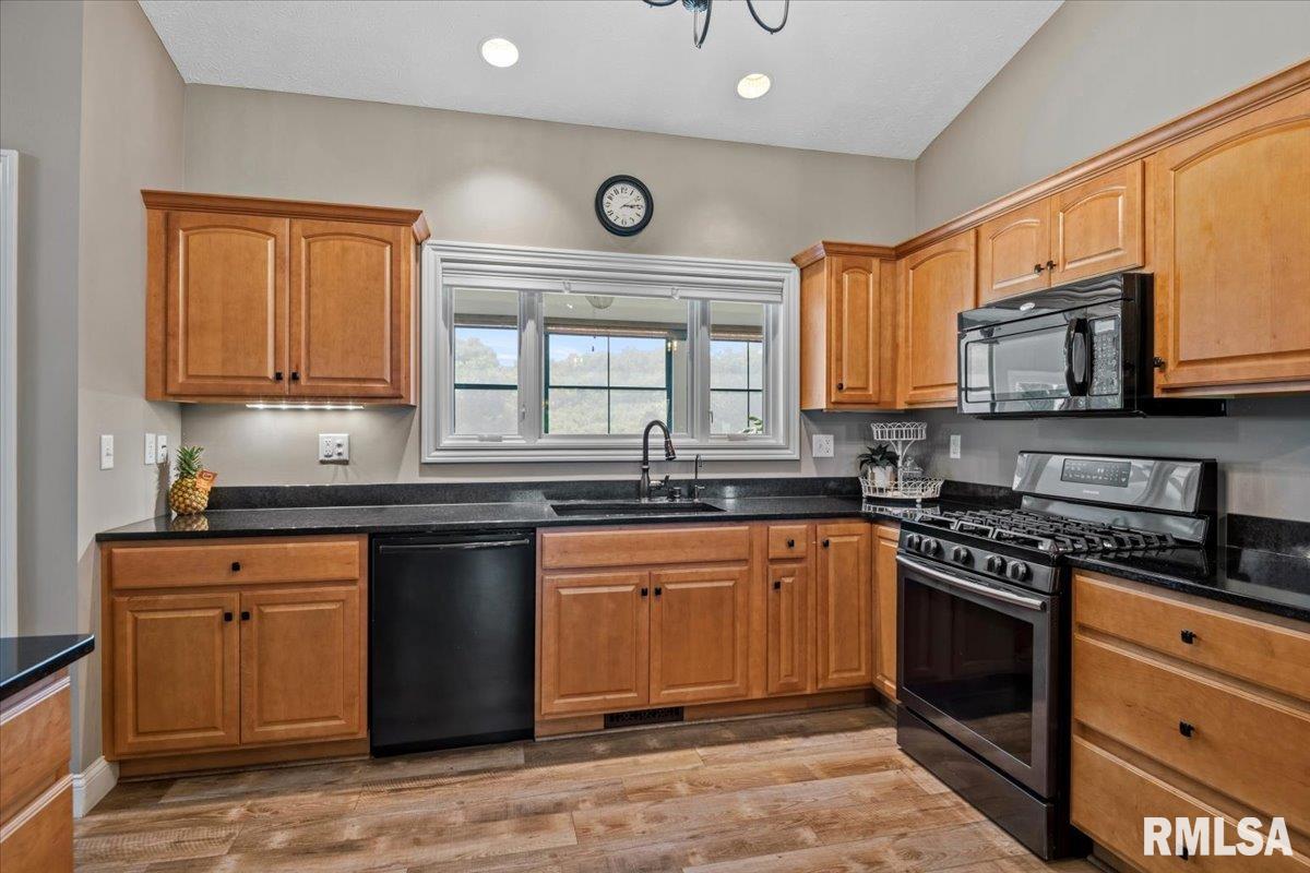 8515 Cardinal Hill Road Rochester, IL 62563 - Photo 9 of 80 Gallery Image 9
