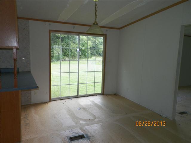 7277 Pinewood Road Nunnelly, TN 37137 - Photo 12 of 17 Dining Room