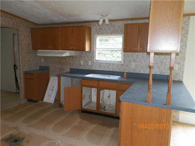 7277 Pinewood Road Nunnelly, TN 37137 - Photo 3 of 17 Kitchen