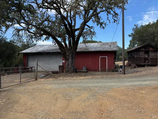 $985,000 | 5141 Sharp Road, Calistoga, CA 94515