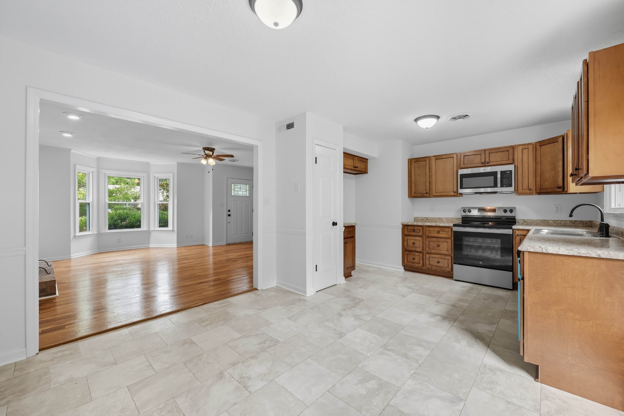 1307 Sun Valley Road Clarksville, TN 37040 - Photo 14 of 40 Gallery Image 14