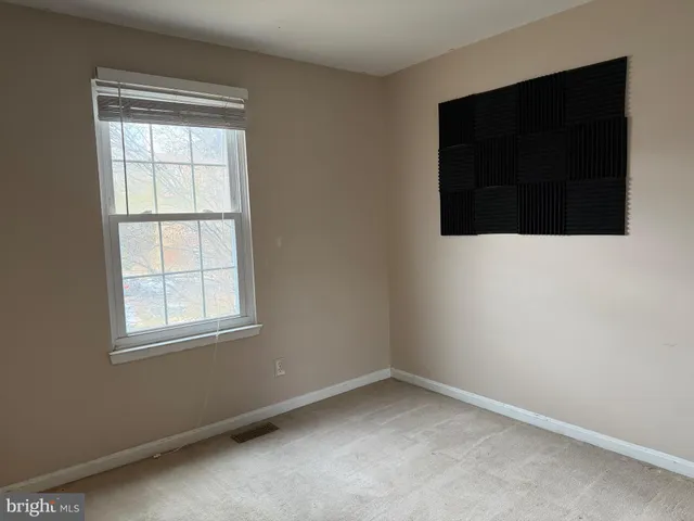 $2,800 | 16820 Jed Forest Lane, Woodbridge, VA 22191