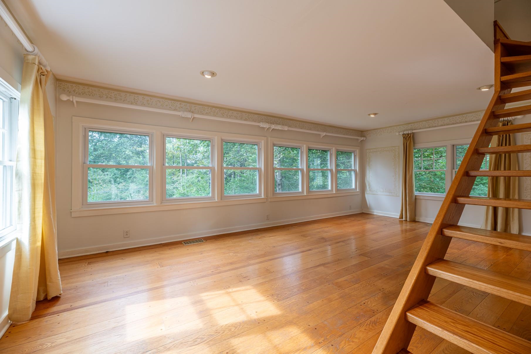 1439 Main Street Manchester, VT 05255 - Photo 6 of 30