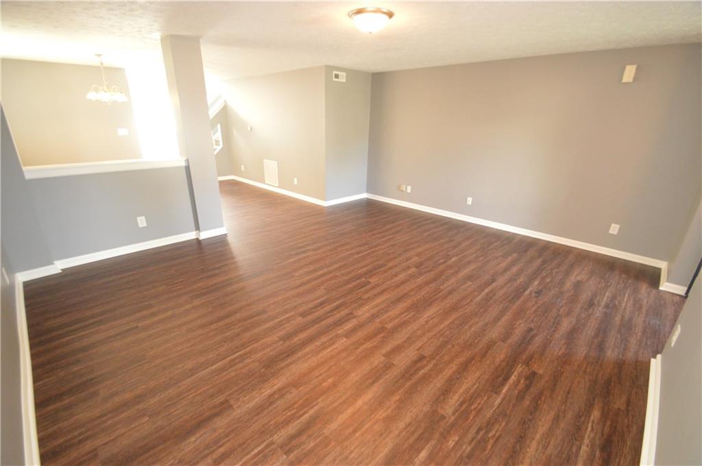 5840 Outer Bank Road Indianapolis, IN 46239 - Photo 3 of 39 Gallery Image 3