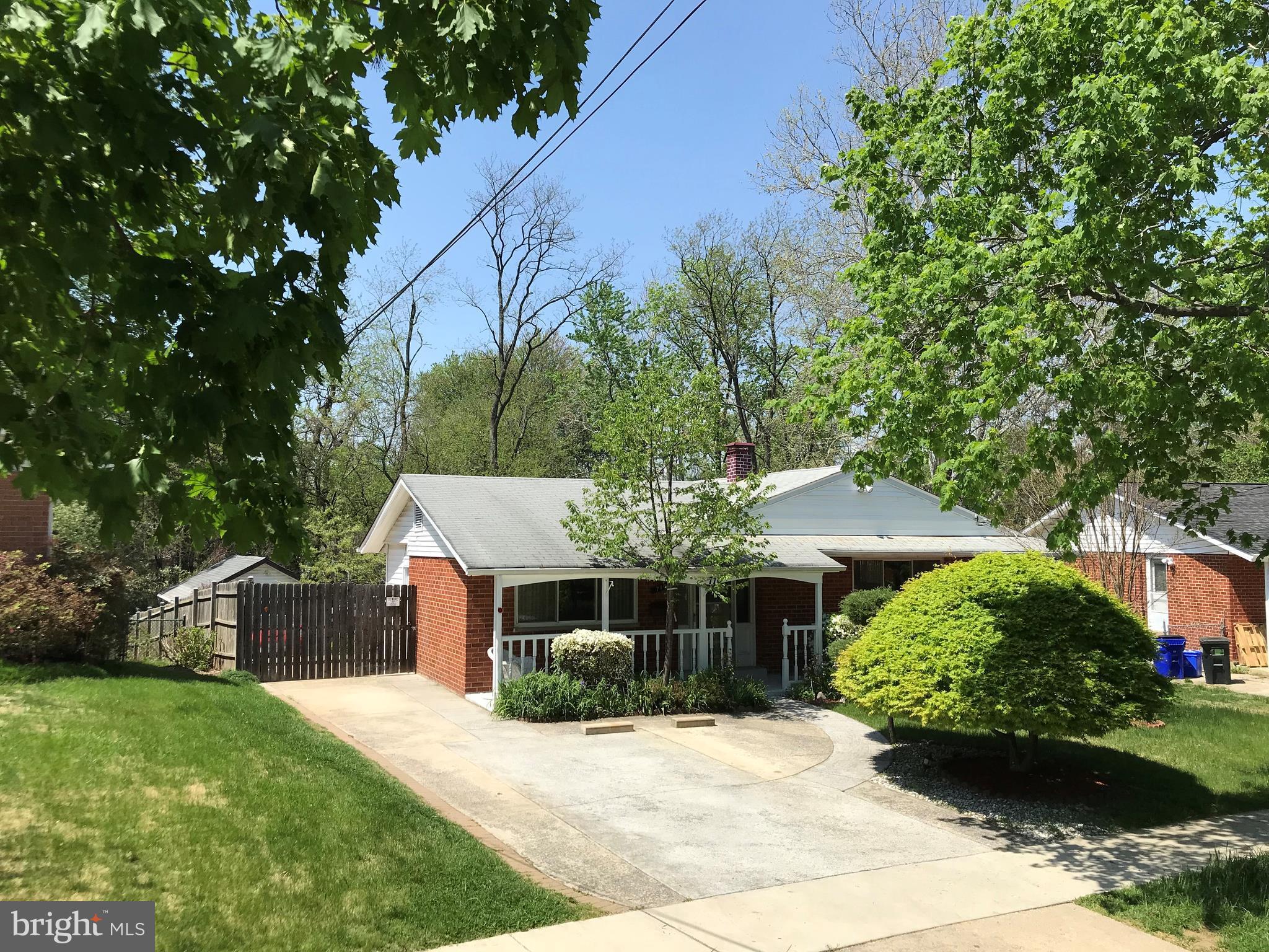 710 Whitaker Terrace Silver Spring, MD 20901 - Photo 2 of 26 Exterior (Front)