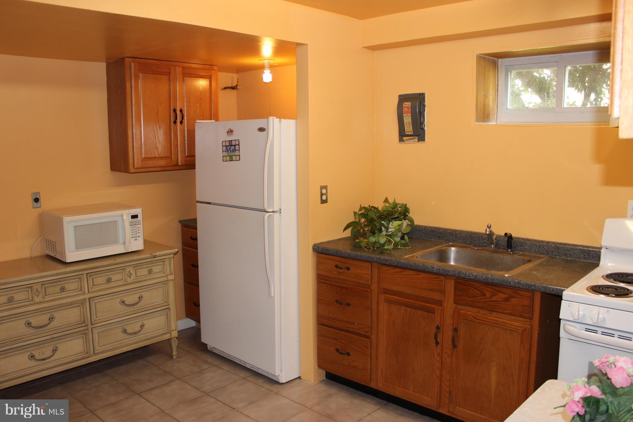 710 Whitaker Terrace Silver Spring, MD 20901 - Photo 16 of 26 Kitchen