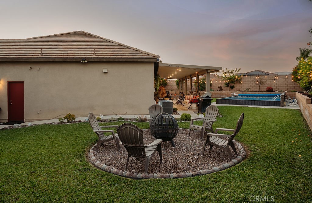 829 South Pine Avenue Rialto, CA 92376 - Photo 6 of 48 Fire pit designated area