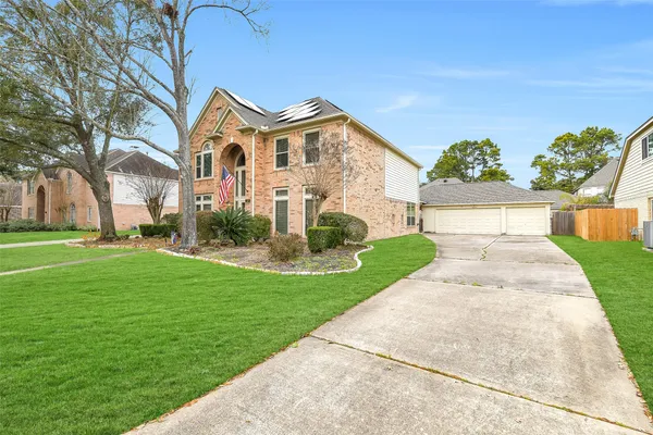 $2,900 | 7619 Limber Bough Drive, Humble, TX 77346