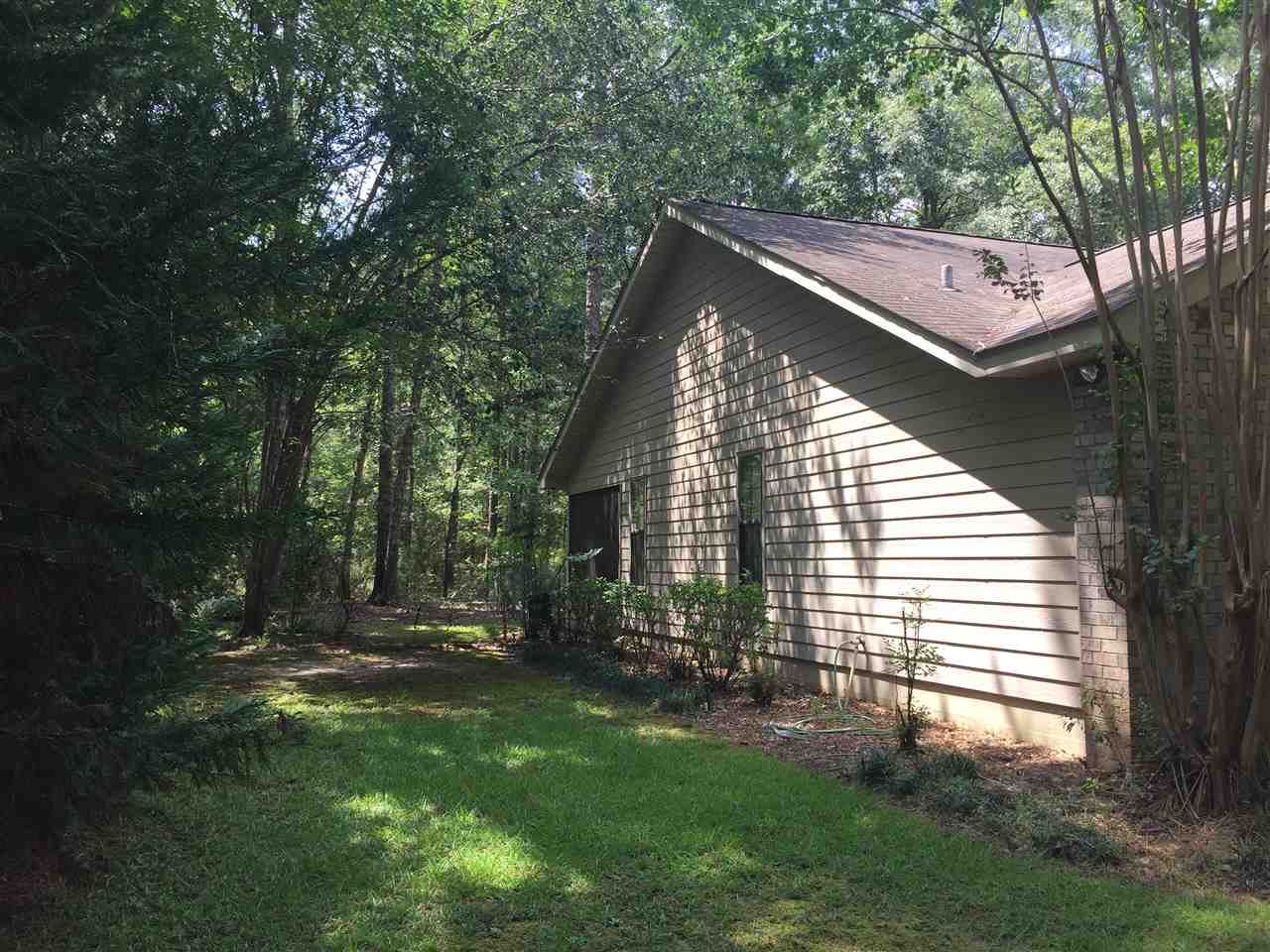 224 Meridian Hills Road Tallahassee, FL 32312 - Photo 2 of 6 Gallery Image 2
