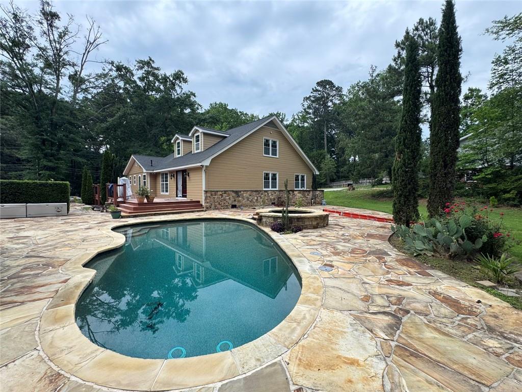 335 Level Creek Road Sugar Hill, GA 30518 - Photo 2 of 3