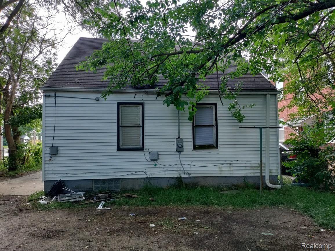 14144 Evergreen Road Detroit, MI 48223 - Photo 4 of 19 IMG_20210812_153925.jpg