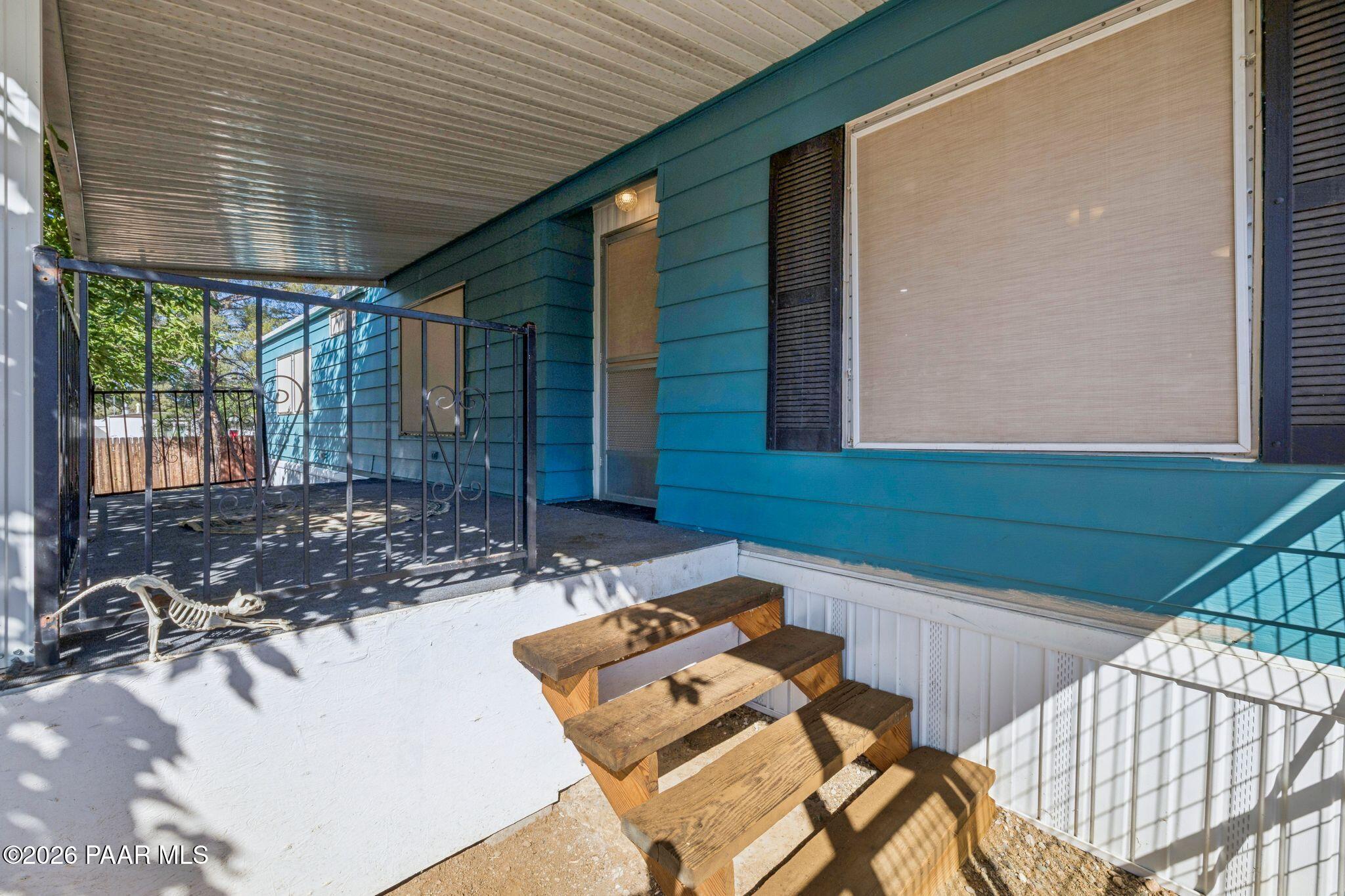 17441 East Bob White Road Mayer, AZ 86333 - Photo 26 of 30 Front Patio