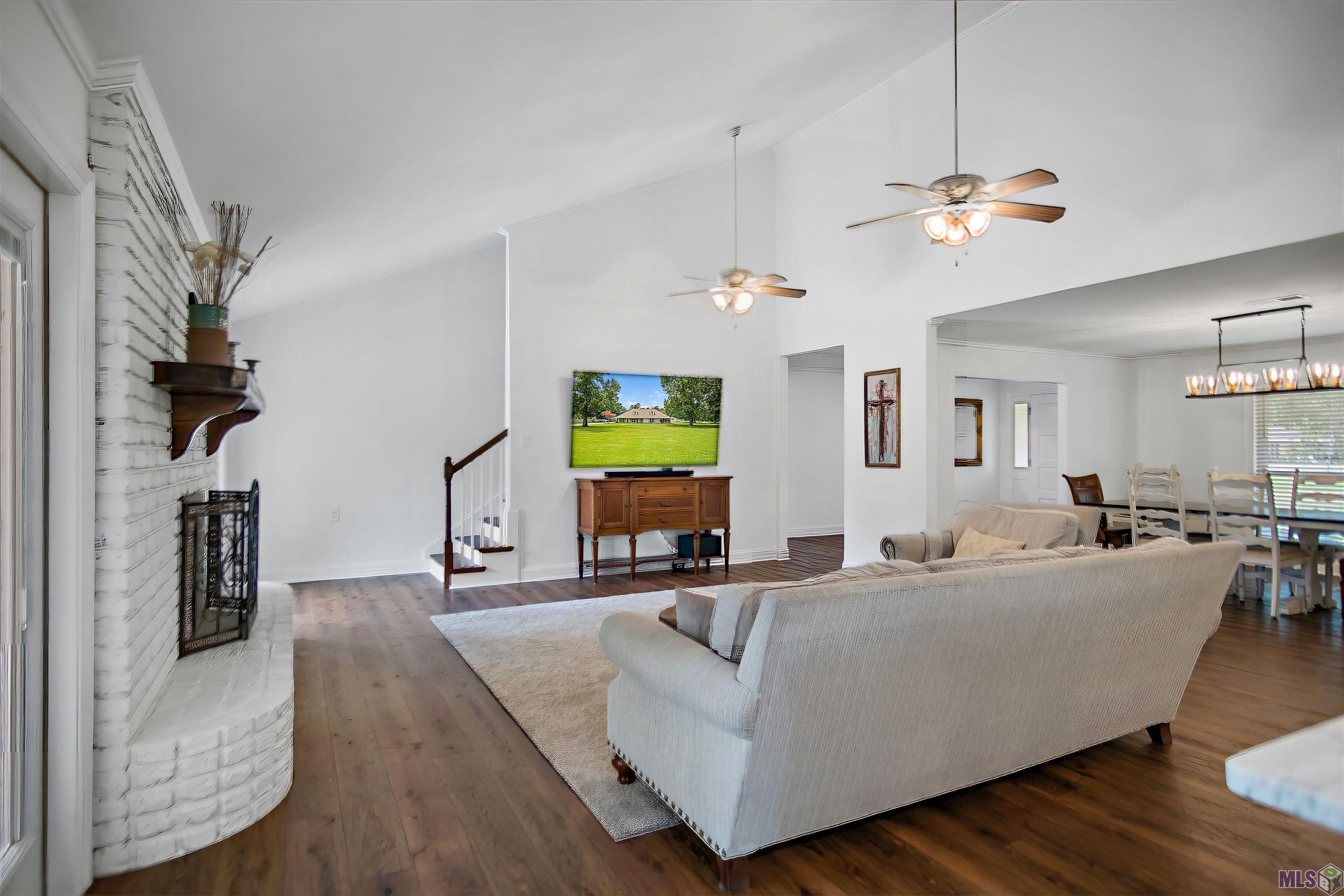 15311 Henderson Bayou Road Prairieville, LA 70769 - Photo 9 of 39 Gallery Image 9