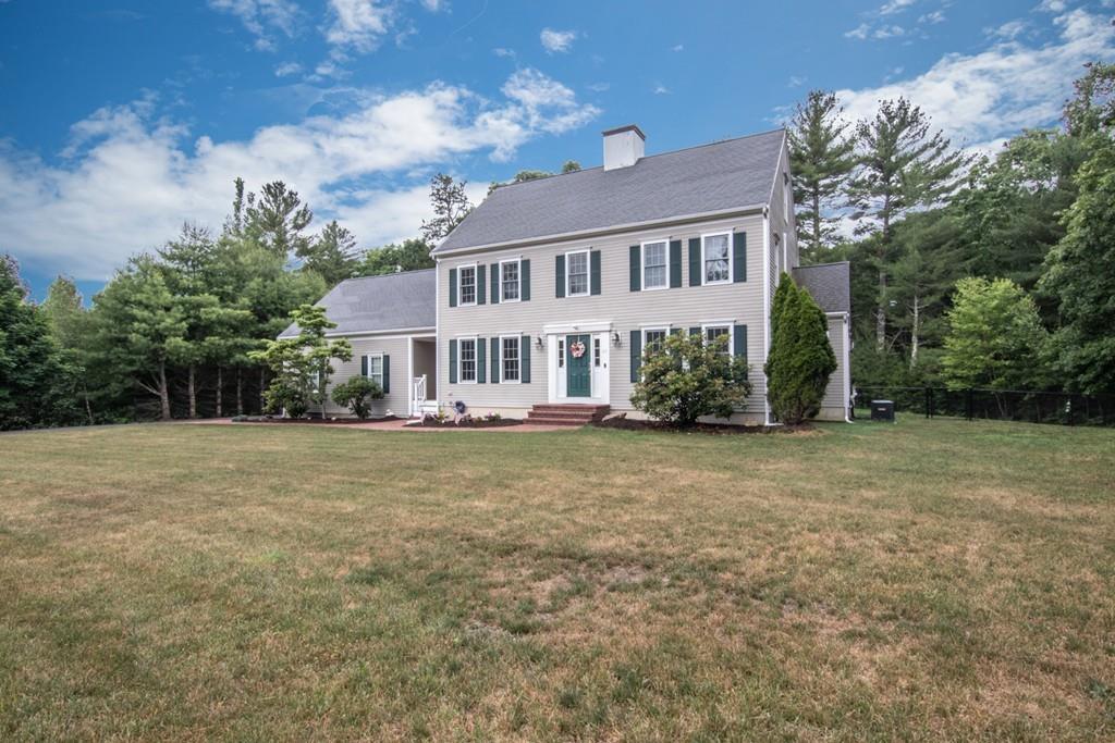 22 Clearing Farm Road Kingston, MA 02364 - Photo 2 of 37 Gallery Image 2
