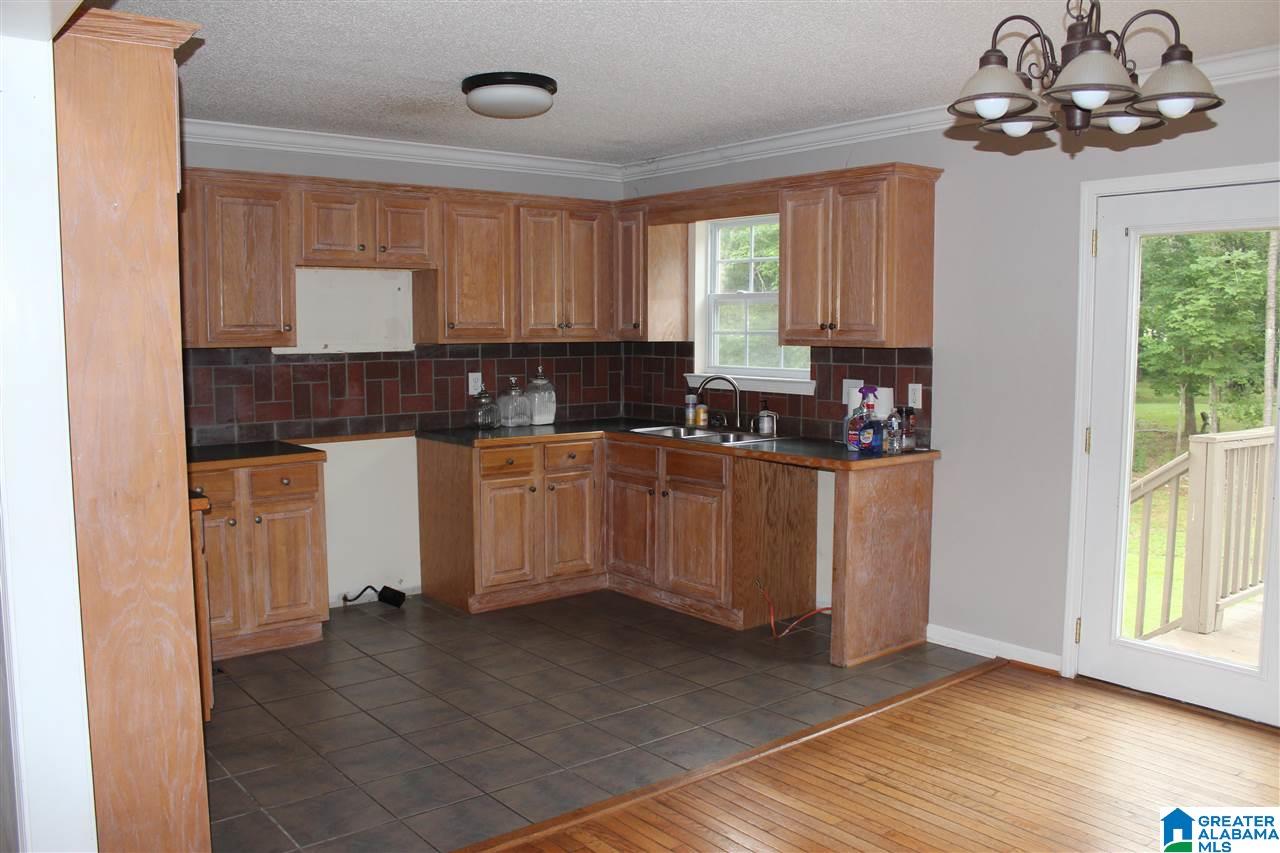 79 Chestnut Circle Sylacauga, AL 35151 - Photo 9 of 25