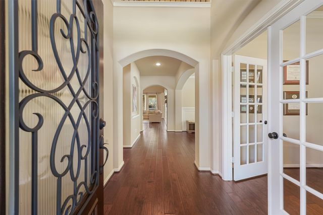 a view of entryway with wooden floor