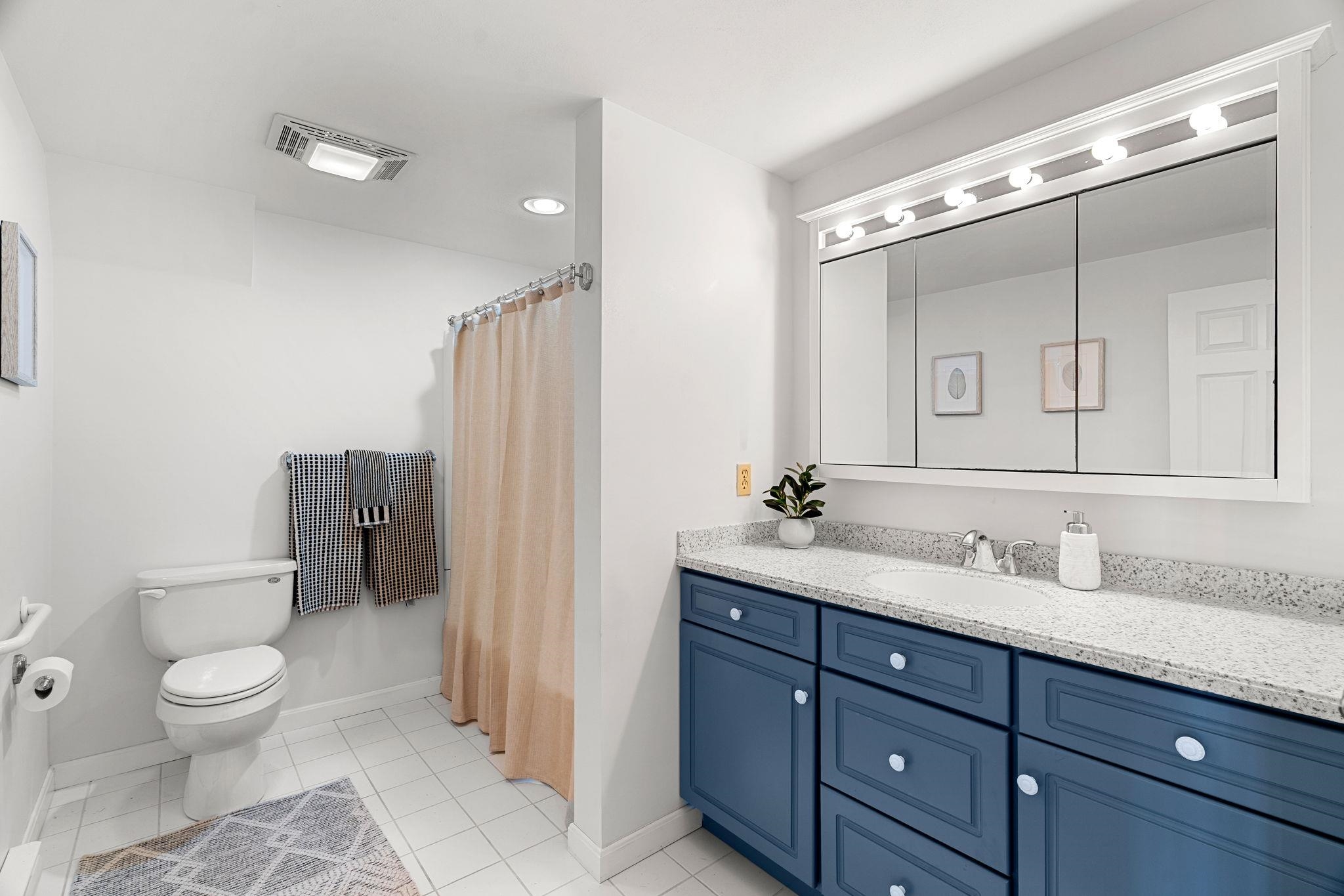 23 Cusack Road, Unit 15 Hampton, NH 03842 - Photo 24 of 38