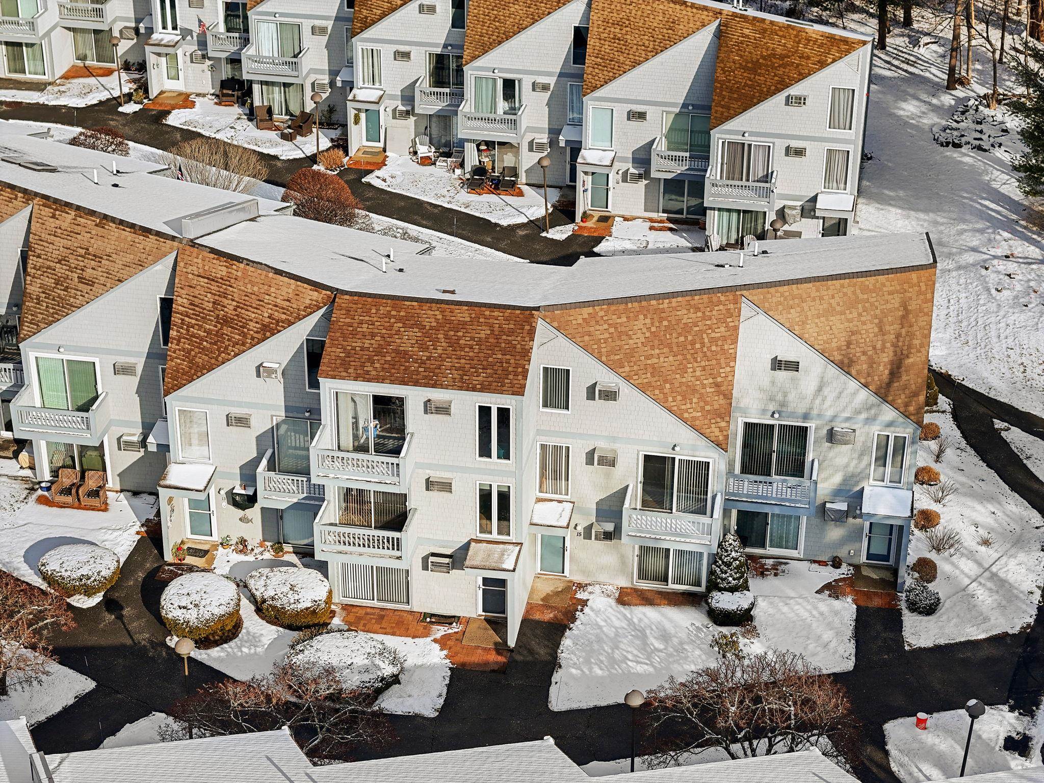 23 Cusack Road, Unit 15 Hampton, NH 03842 - Photo 36 of 38