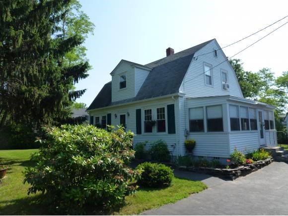 158 Back River Road Dover, NH 03820 - Photo 1 of 1