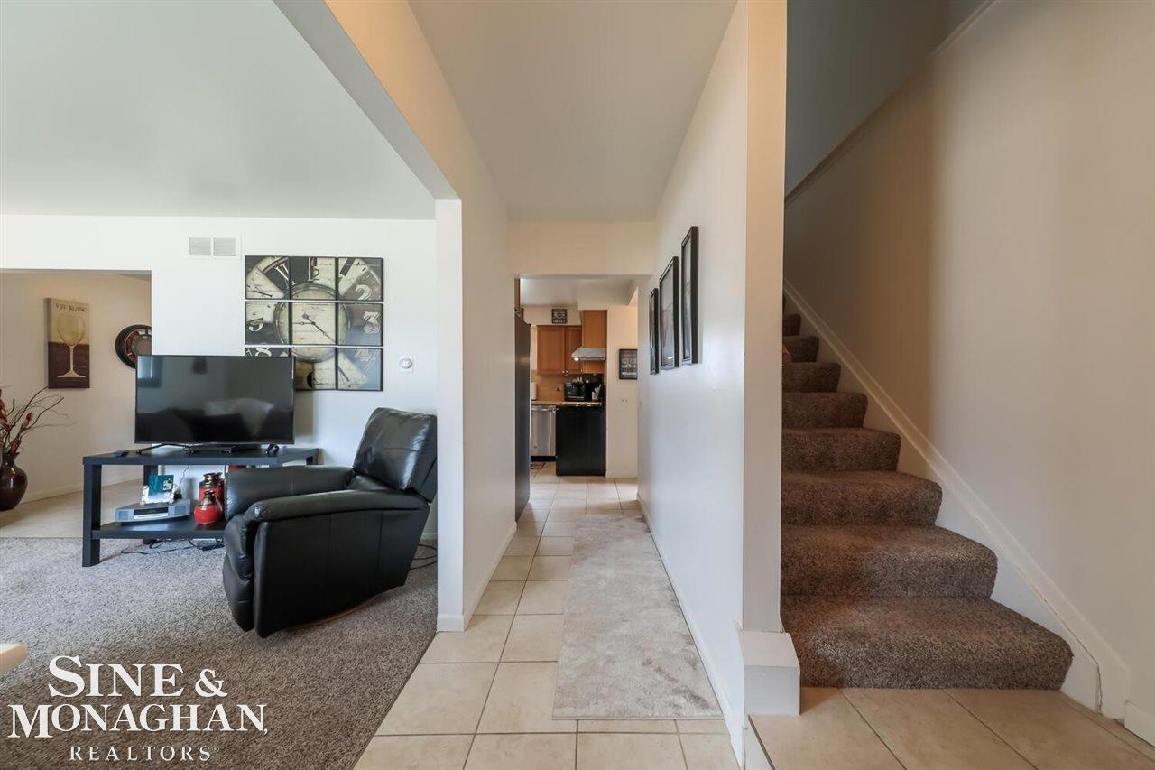 20720 Meier Road St. Clair Shores, MI 48081 - Photo 2 of 28