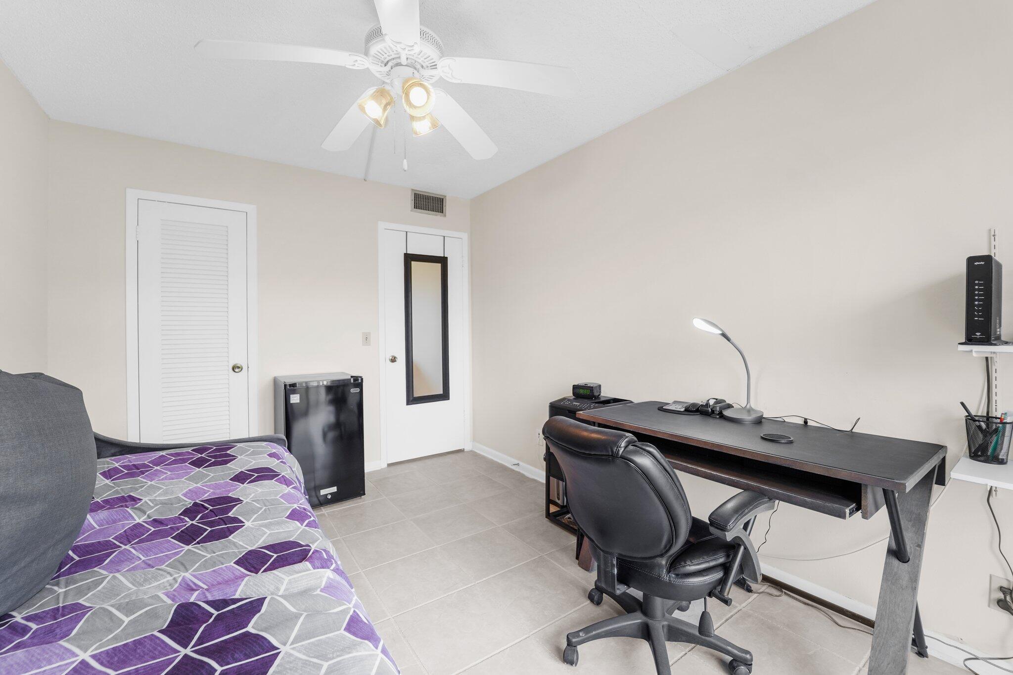10 Suffolk A Boca Raton, FL 33434 - Photo 17 of 27 18-web-or-mls-DSC02232