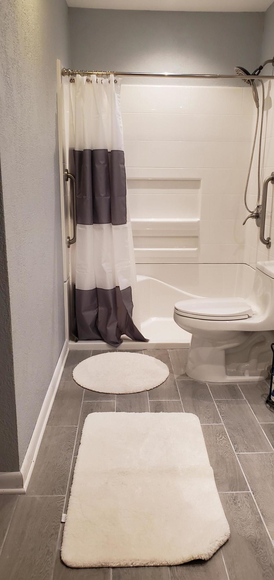 136 Revere Circle Oak Ridge, TN 37830 - Photo 14 of 23 Updated bath