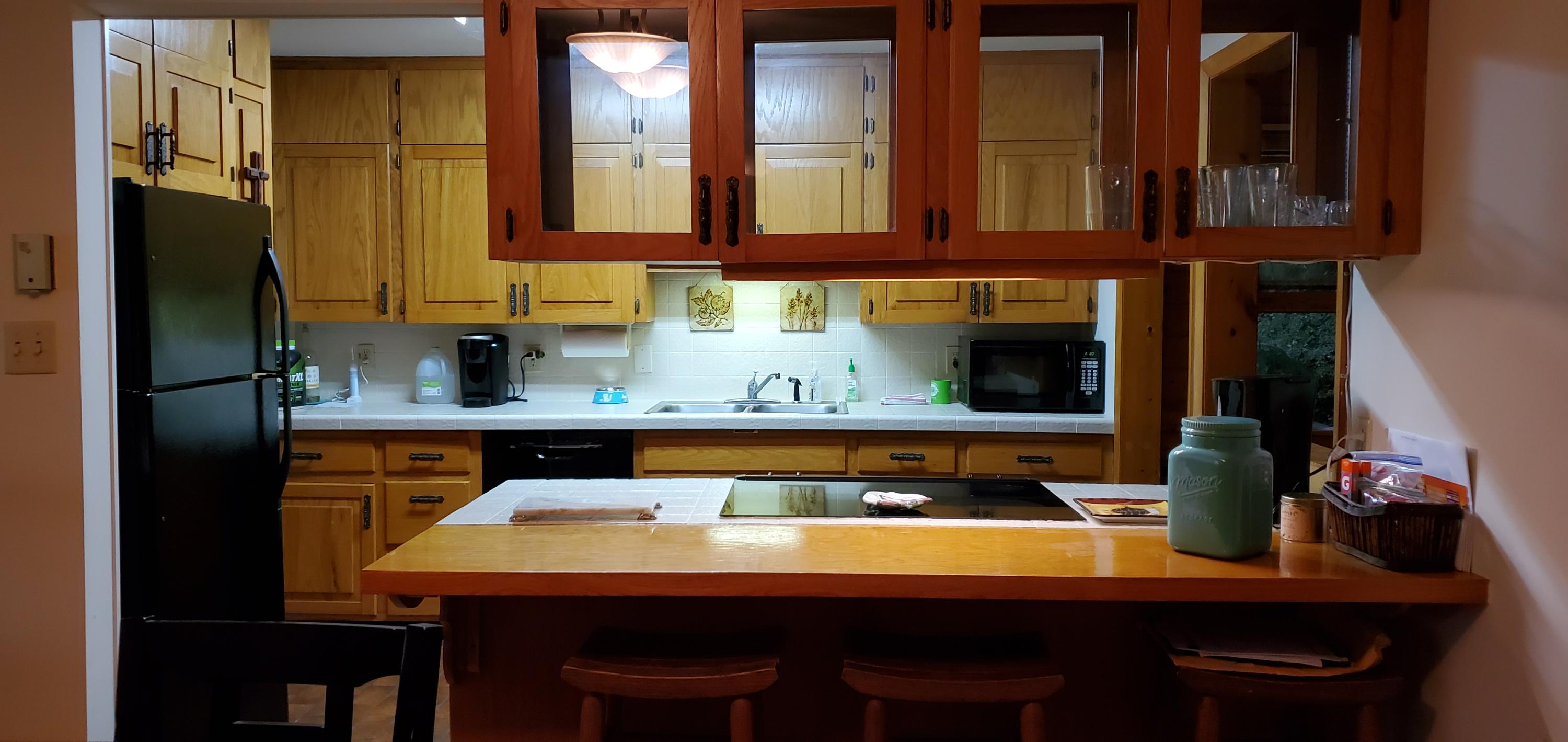 136 Revere Circle Oak Ridge, TN 37830 - Photo 8 of 23 Beautiful galley kitchen