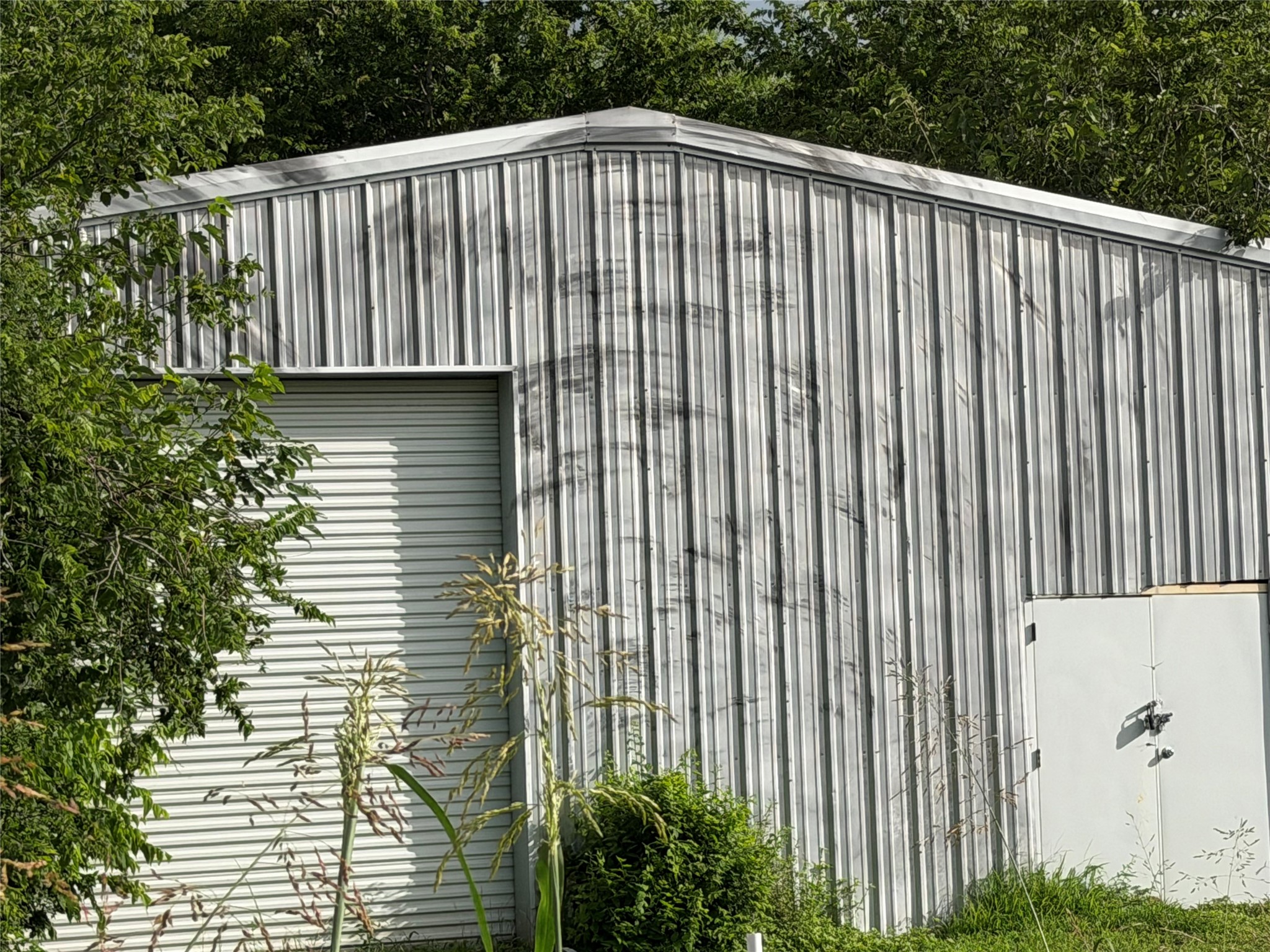 13326 Gin Road Kendleton, TX 77417 - Photo 3 of 9 a view of a black gate