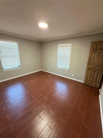 $1,875 | 813 County Road 3680, Paradise, TX 76073