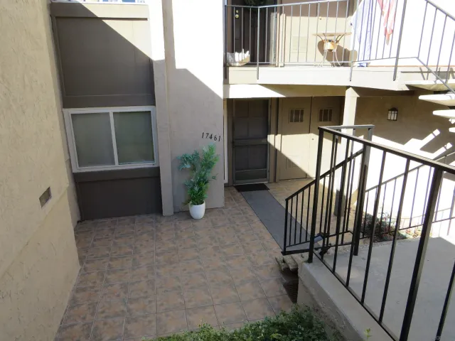 $624,900 | 17461 Plaza Otonal, San Diego, CA 92128