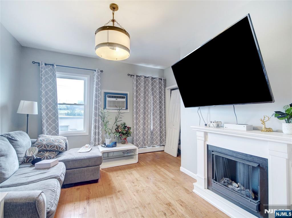 23 Foundry Street Newark, NJ 07105 - Photo 14 of 26